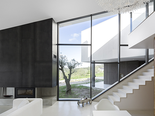 佛山市潮典藍(lán)光門(mén)窗有限公司,佛山藍(lán)光門(mén)窗,平開(kāi)門(mén)窗,推拉門(mén)窗,重型推拉門(mén),高端門(mén)窗